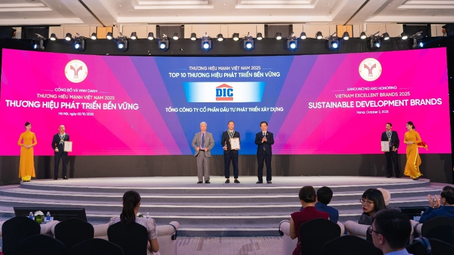 5e045efb07d142548a55e269dbea296b-18728